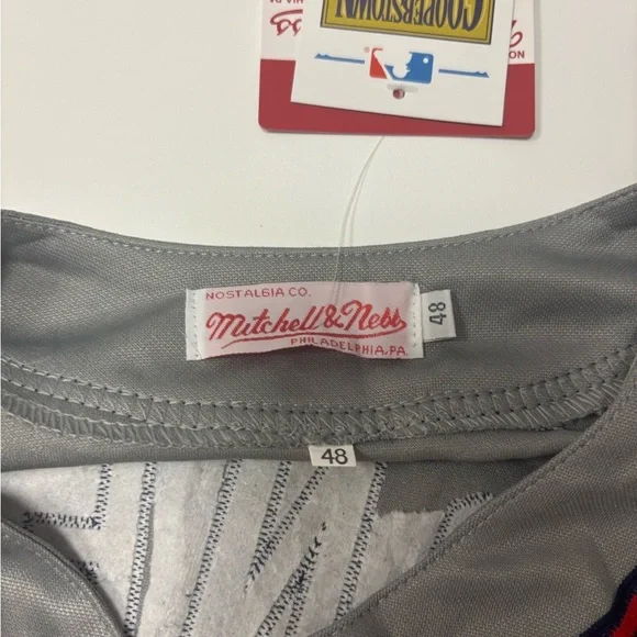 Mitchell & Ness Cooperstown Collection Chipper Jones Jersey-Size XL-Braves 1995 - Picture 7 of 10